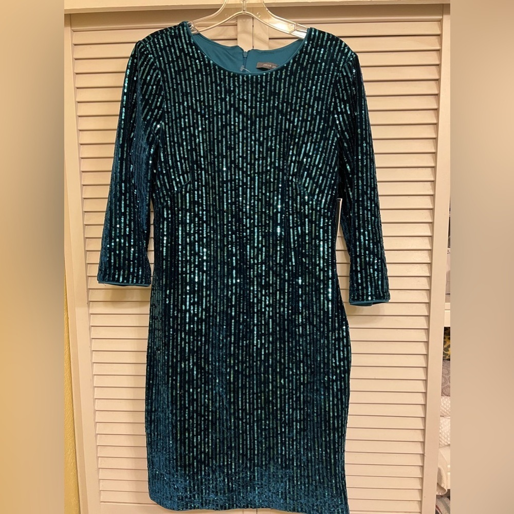 Julia Jordan Teal Blue Velvet Sequin Long Sleeved  Party Dress Women’s Sz 8 NEW